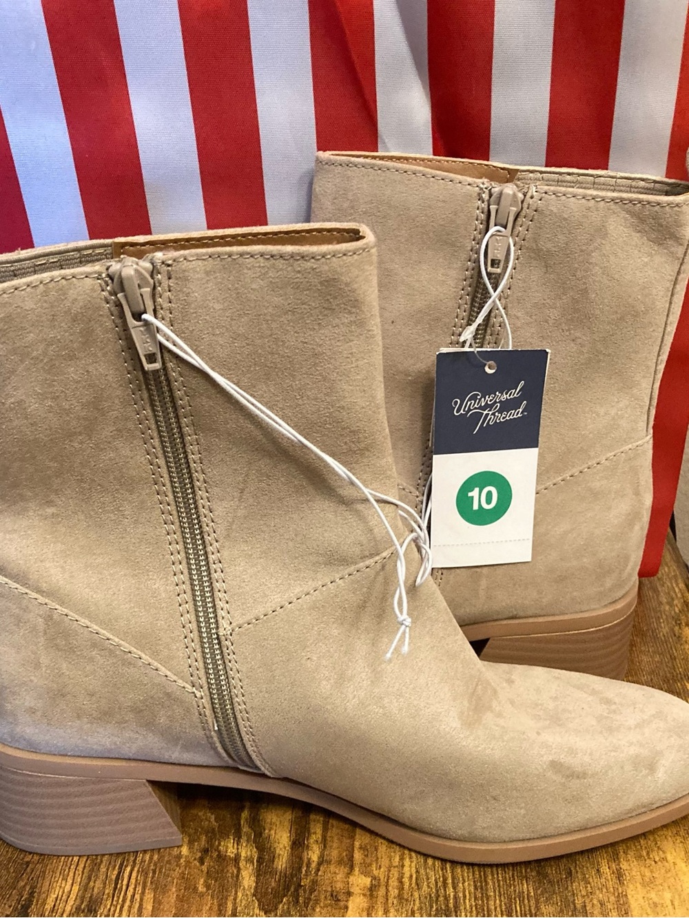 Women's Ashely Low Block Ankle Boots Memory Foam Universal Thread Size 10 New - Picture 4 of 6